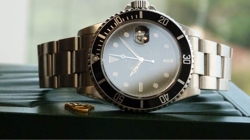 Dubai: African parking attendant jailed for stealing Rolex from car