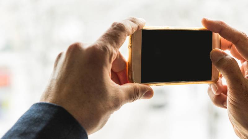 UAE: 3 ways you could be violating people’s privacy