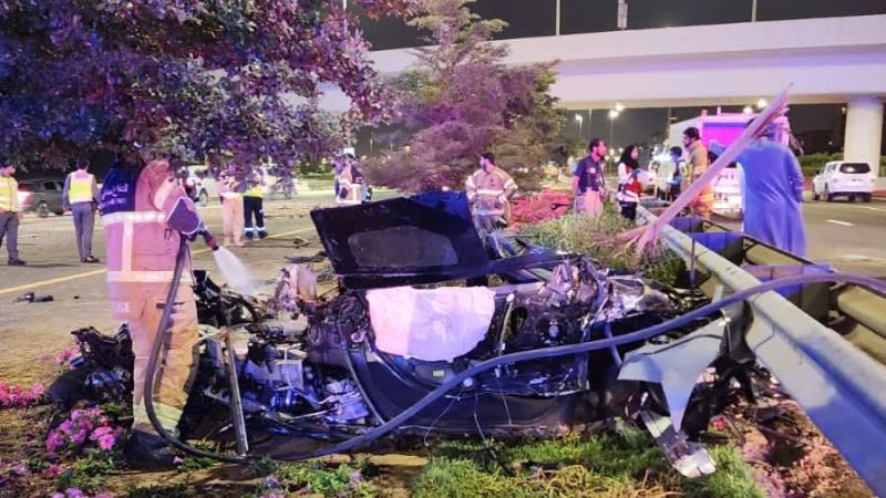 Dubai: 2 dead after sports car crashes off Etihad Mall bridge