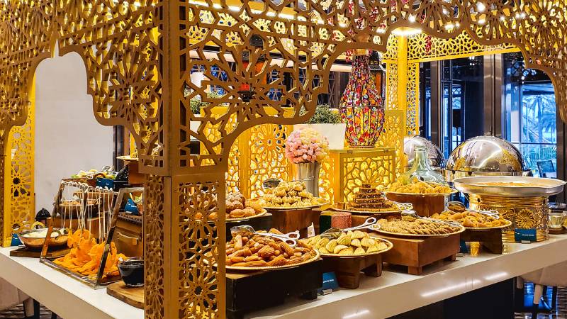 Al Bandar Rotana–Dubai Creek offers authentic iftar experience