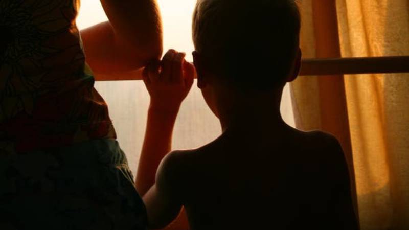 UAE court revokes mother’s custody of four children over illicit affair