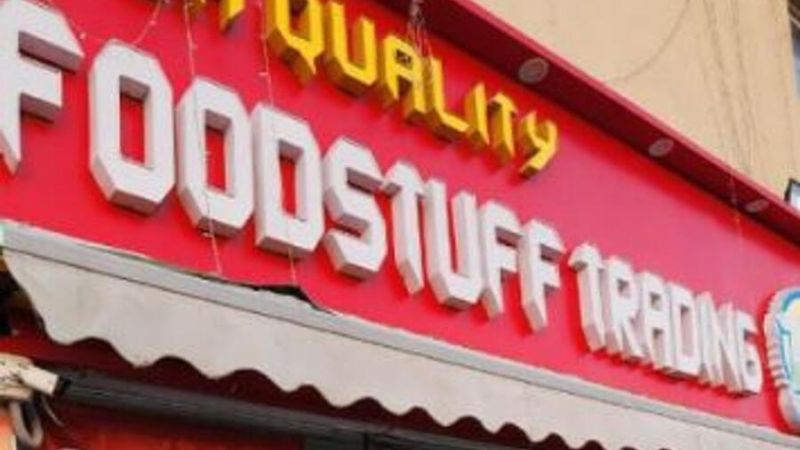 UAE: Supermarket shut down for selling live poultry next to preserved food