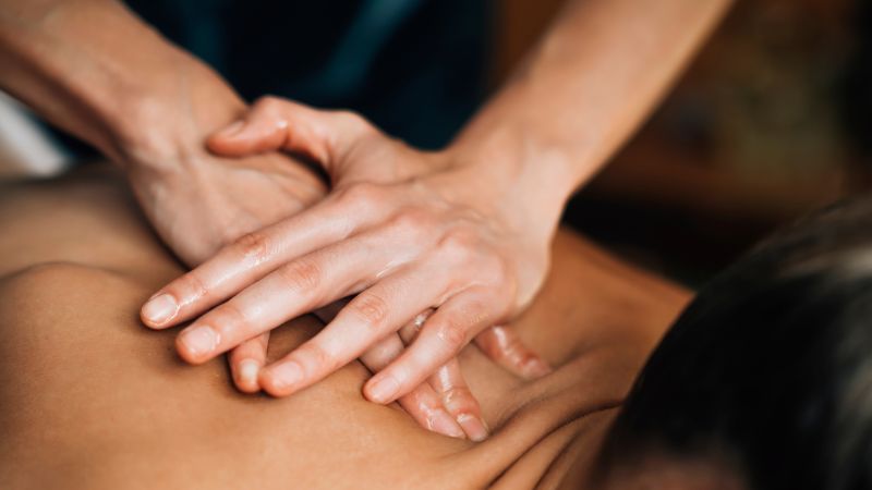 Dubai: Kabayan Natural Therapy Centre partners with Efficascent Oil for therapy promo