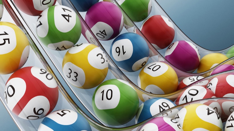 Kuwait arrests officials, expats over raffle draw fraud