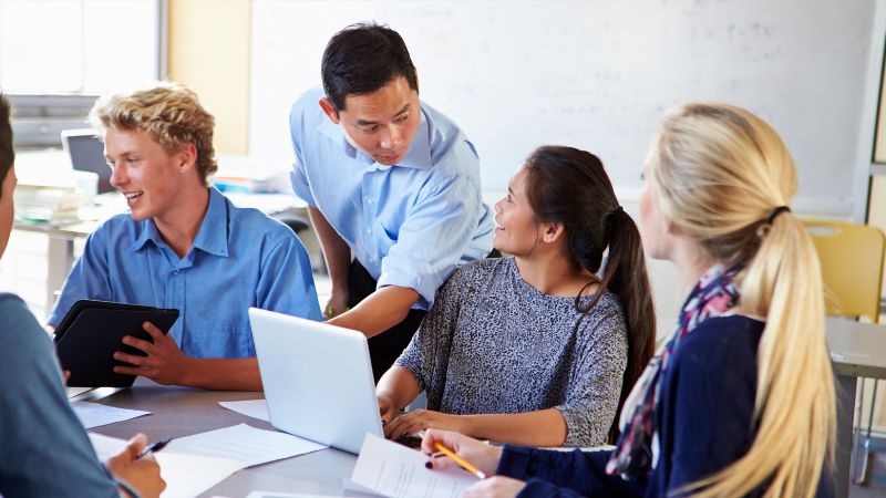 The Teacher Award 2024: Search for outstanding Filipino teachers in UAE opens