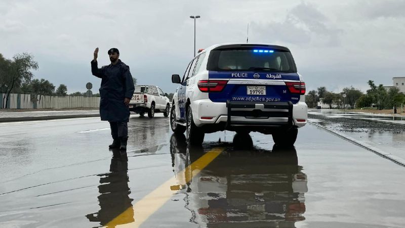 Abu Dhabi warns motorists of Dh2,000 fine for entering flooded valleys