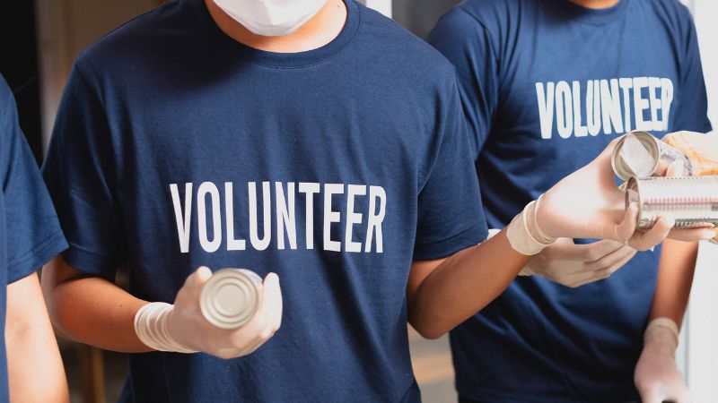 Abu Dhabi unveils new volunteering policy