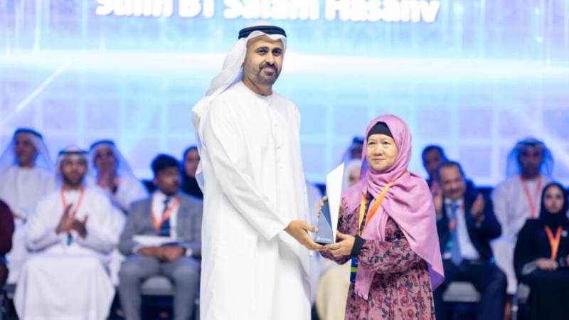 63-year-old Filipina wins Dh100,000 in Emirates Labour Market Award