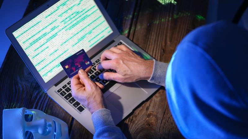 UAE Central Bank, police warn public of six rising cyber scams
