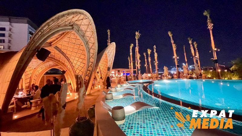 Expat Media exclusive review: Goodbye La Mer, Hello J1 Beach