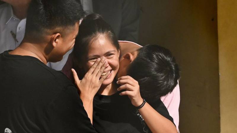 Mary Jane Veloso: Filipina ex-death row inmate returns home after 14 years