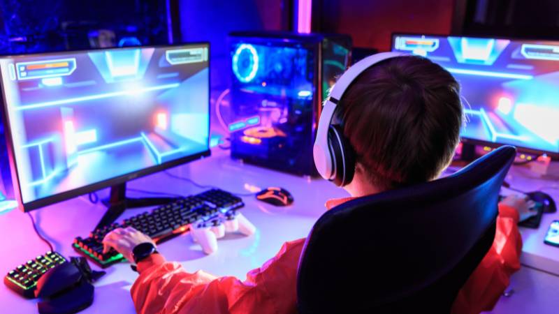 UAE court jails 8 for exploiting children online through gaming, social media