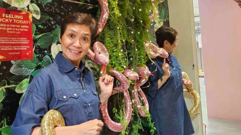 Robina humorously addresses Robinsons Mall ‘twin’ snake rumor
