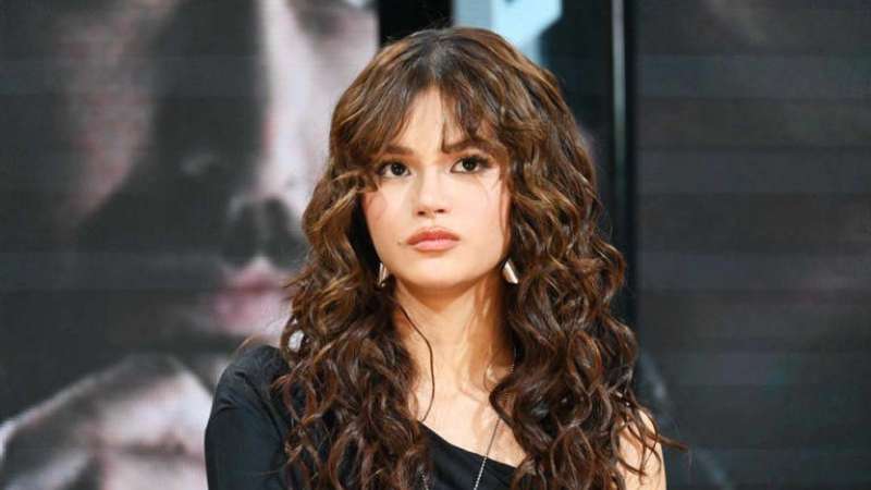 Maris Racal avoids mentioning Anthony Jennings while promoting Netflix film