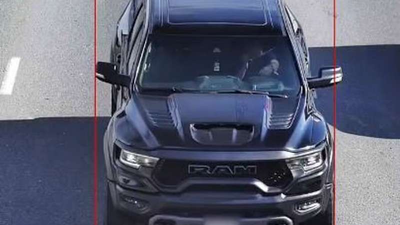 Sharjah Police warn drivers: Dh800 fine for using phones behind the wheel