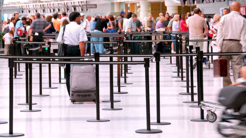 UAE suspends visas for nationals of 3 African countries amid Ebola precautions