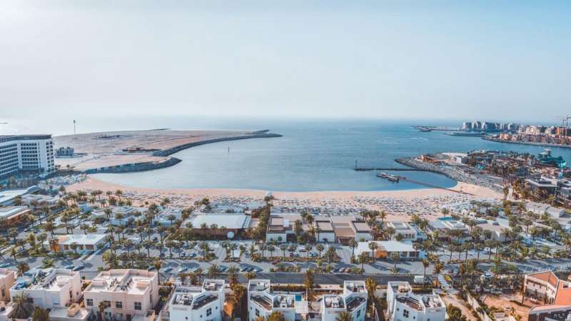 J1 Beach in Dubai: Where beachfront bliss meets foodie heaven