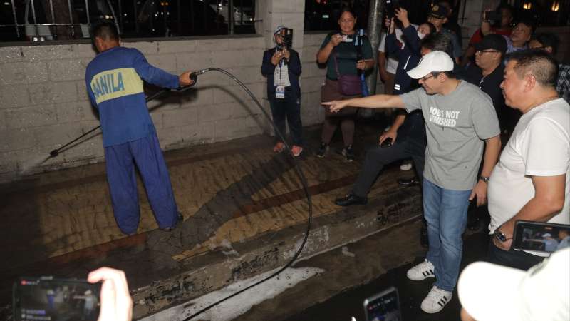 Isko Moreno promises to fix Manila garbage crisis in 3 days amid P961M debt row