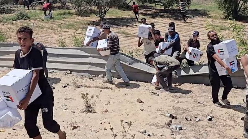 UAE completes 76th Gaza aid airdrop, delivering over 4,020 tonnes of relief supplies