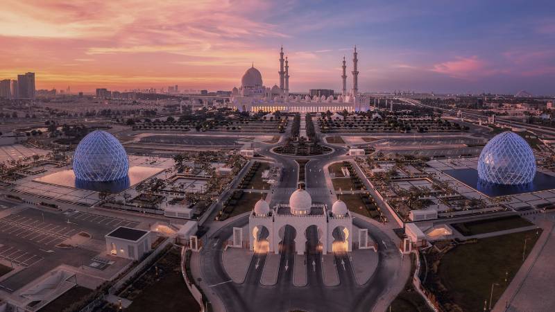 Sheikh Zayed Grand Mosque named best landmark in Middle East