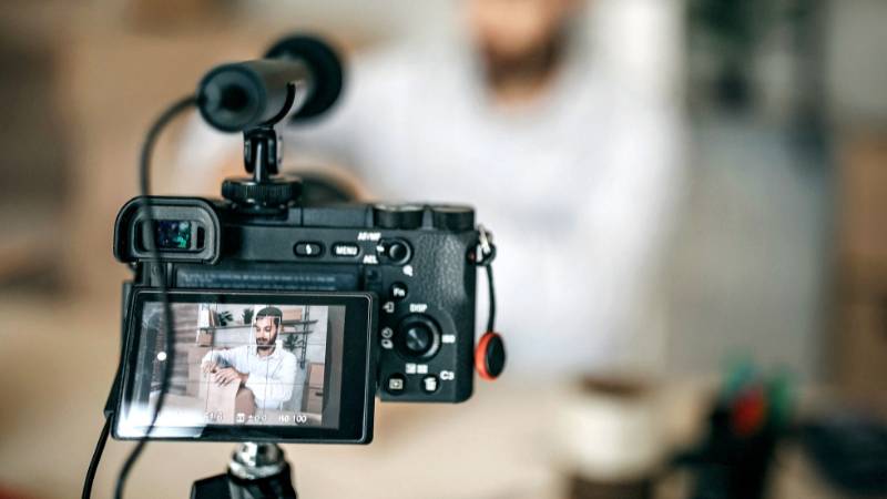 Dubai companies raise alarm over influencers filming in office common areas without permits