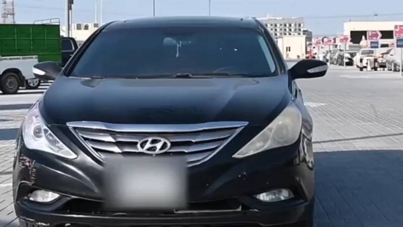 Sharjah driver fined, car seized after reckless stunt on sidewalk