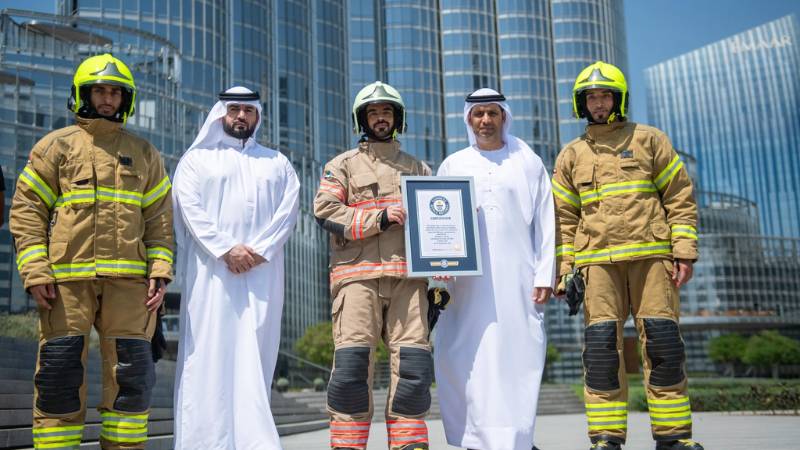 Dubai firefighters set Burj Khalifa world record