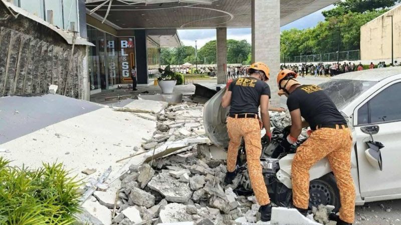 Twin earthquakes devastate southern Philippines, killing at least 8