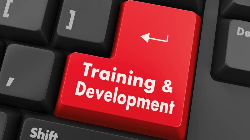UAE: MoHESR blocks 20 non-compliant training institute ads