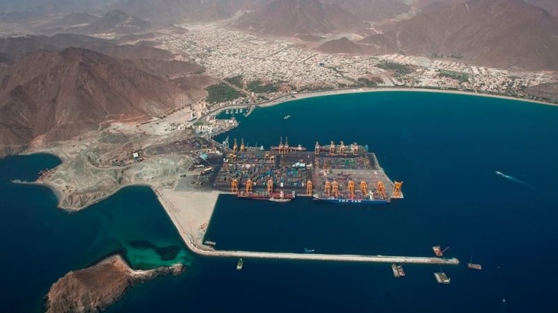 4 injured in Khorfakkan port debris incident, fires break out in Abu Dhabi plant